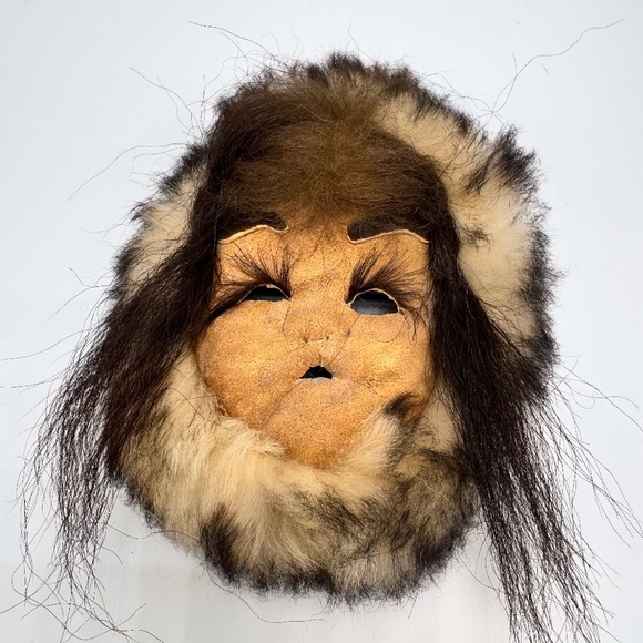 Vintage‎ Hand Made Native Alaskan Eskimo Inuit Mask - Fur and Caribou Skin 7" - Picture 1 of 12